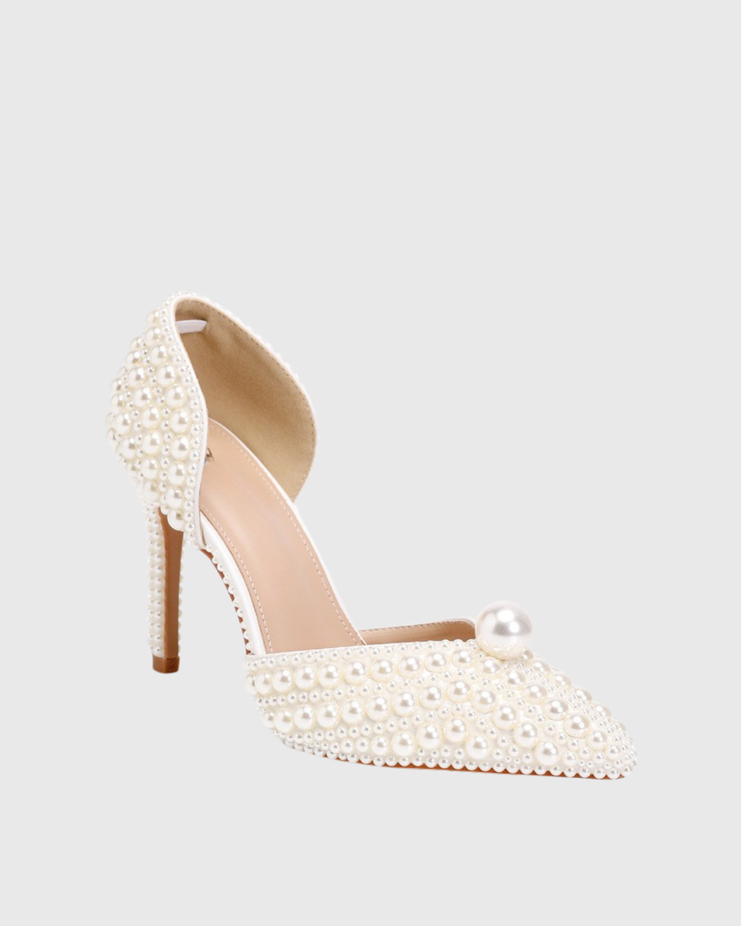Liviana Pearl Pumps In White