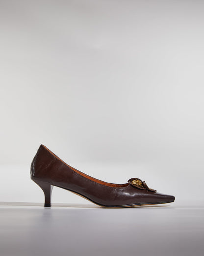 Liz Vintage Flower Kitten Heels In Brown