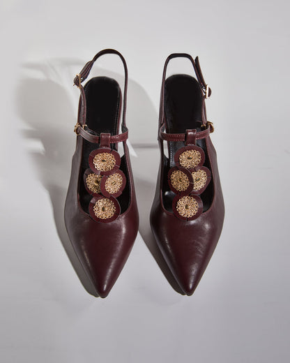 Liz Vintage Flower Slingback Pumps In Wine