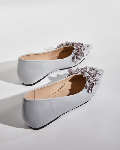 Lou Diamond Bow Flats In Grey