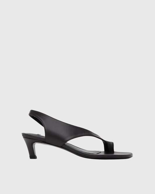 Meli Thong Sandals In Black
