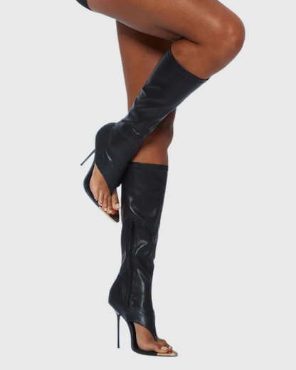 Norma Thong Knee Hight Boots In Black