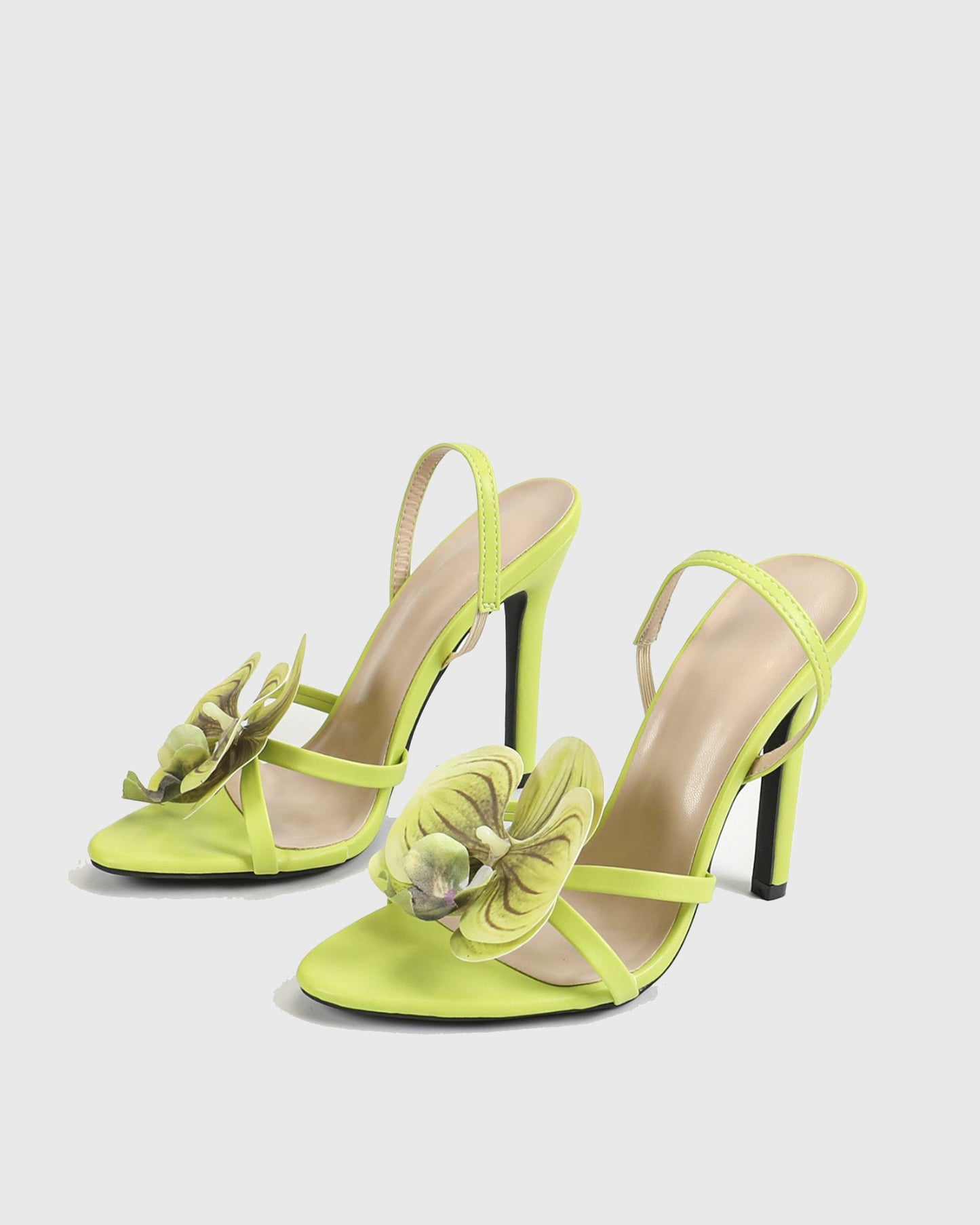 Oria Flower Slingback Sandals In Green