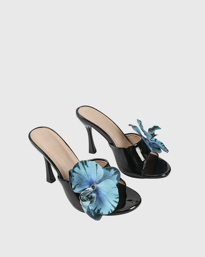 Oria Flower Slippers In Black