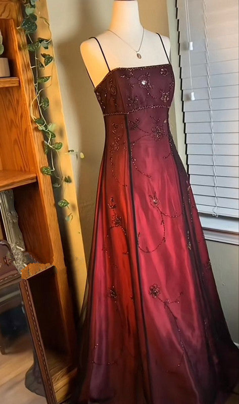 Chic A line Spaghetti Straps Burgundy Sleeveless Evening Dress Tulle Long Prom Dresses P2339