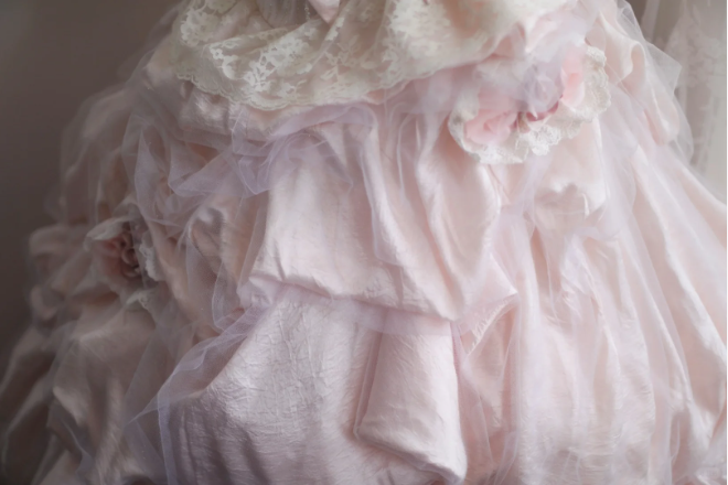 Princess Pink Tube Top Irregular Skirt Pleated Lace Edge Puffy Wedding Dress P2858