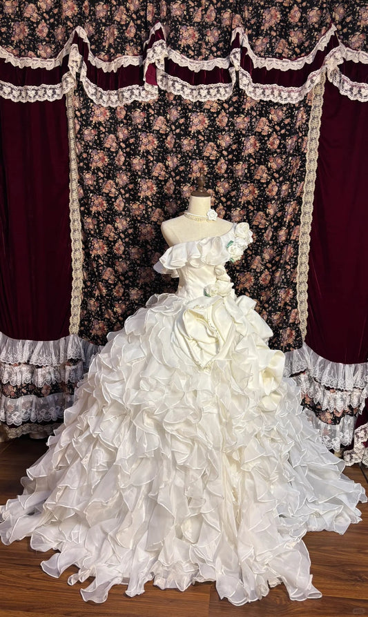 Elegant 3D Flower Off-shoulder Wavy Skirt Wedding Dress P3047