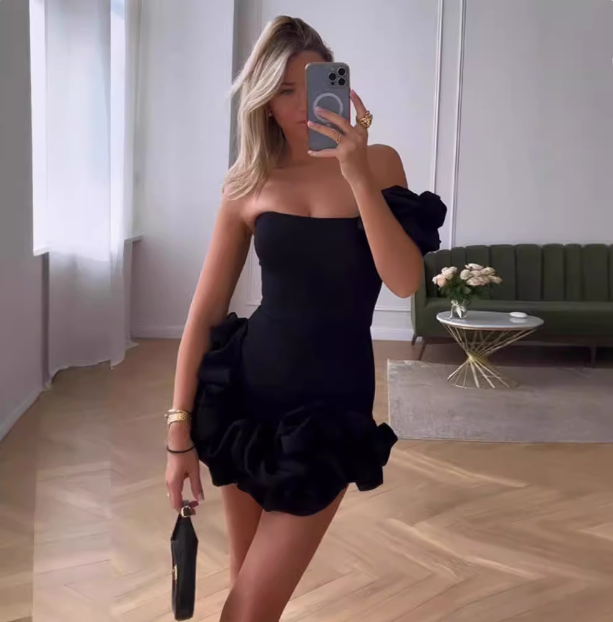 Lightweight black one-shoulder pleated slim homecoming dress P3187