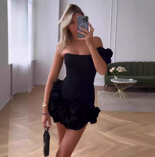 Lightweight black one-shoulder pleated slim homecoming dress P3187