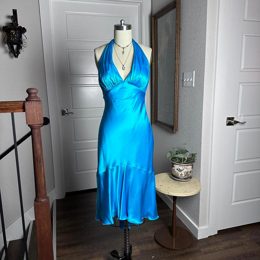 Simple Halter Neck Satin Blue Open Back Homecoming Dress P3704
