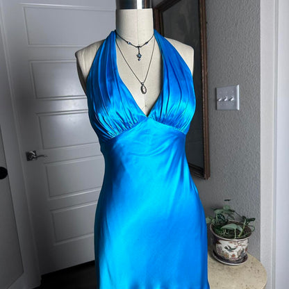 Simple Halter Neck Satin Blue Open Back Homecoming Dress P3704