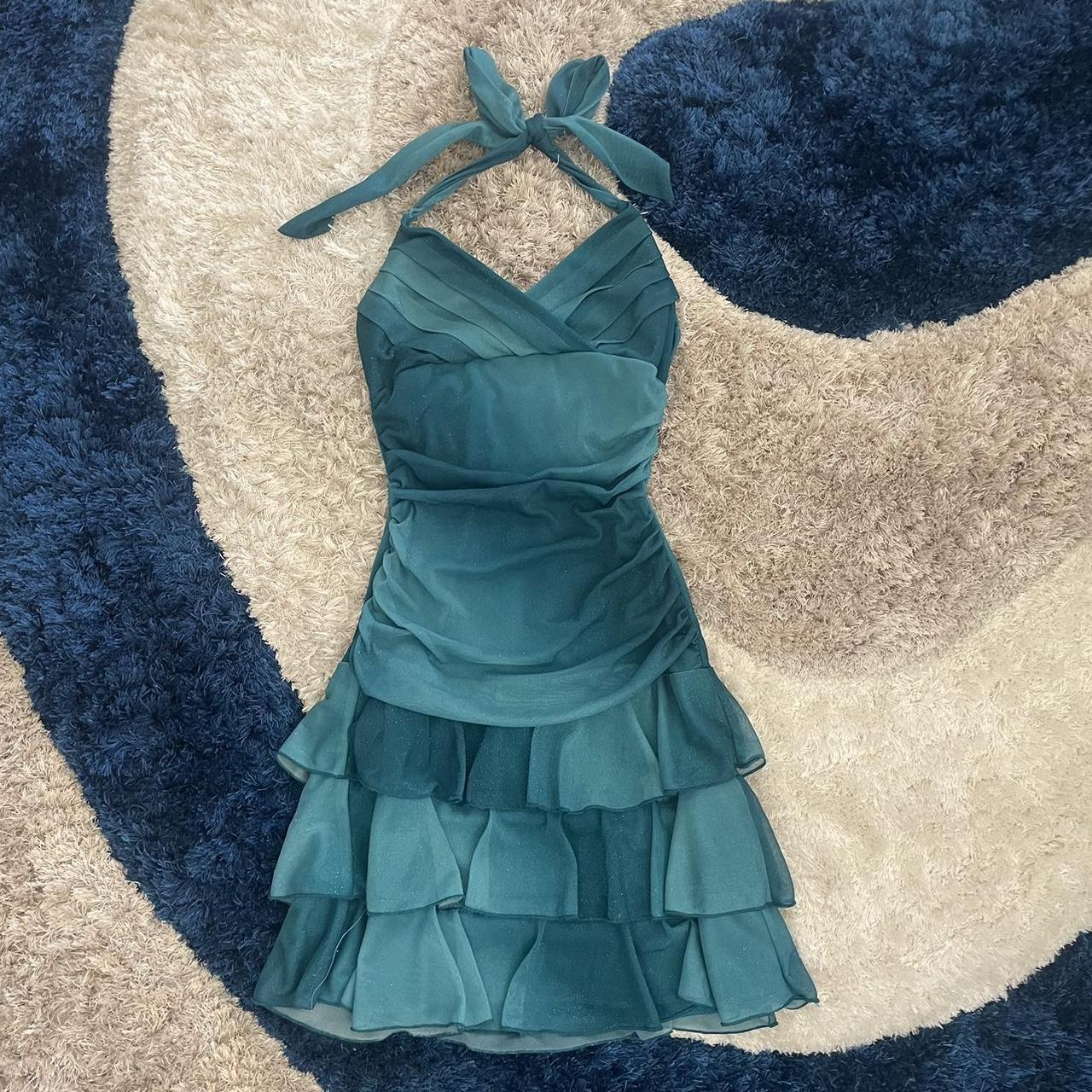 Sweet Glitter Halterneck V-neck Ruffled Mini 16th Birthday Homecoming Dress P3706