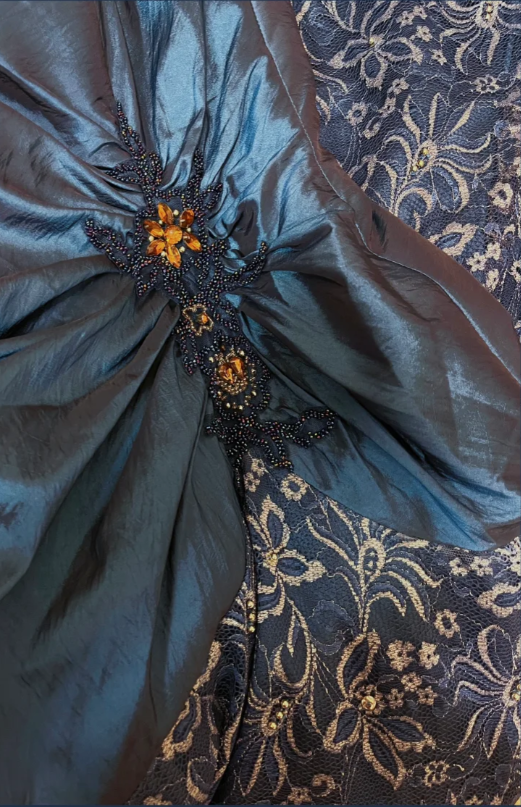 Vintage Navy Blue Pleated Satin Lace Beaded Long Prom Dress P3760