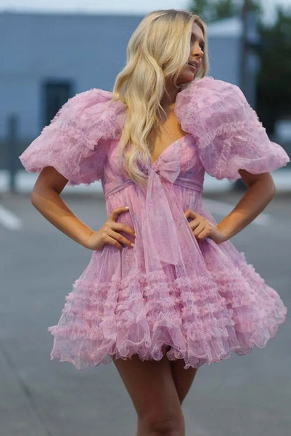 Charming A-Line Silhouette with Puff Sleeves and Floral Tulle Layers Homecoming Dress