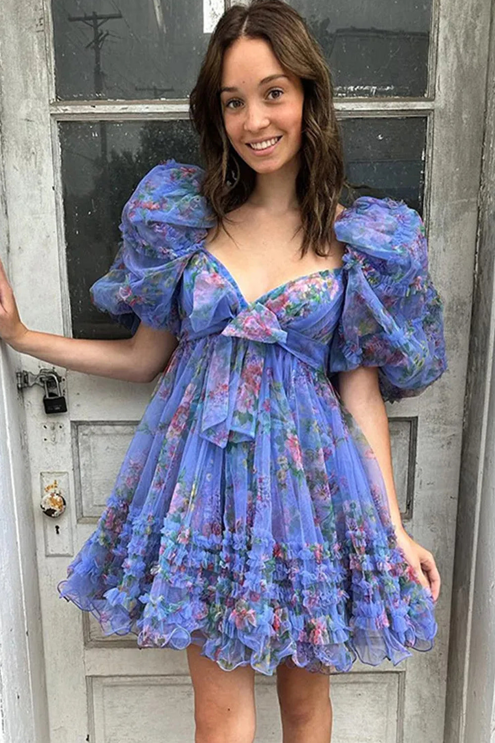 Charming A-Line Silhouette with Puff Sleeves and Floral Tulle Layers Homecoming Dress