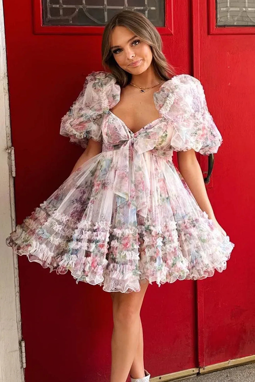 Charming A-Line Silhouette with Puff Sleeves and Floral Tulle Layers Homecoming Dress