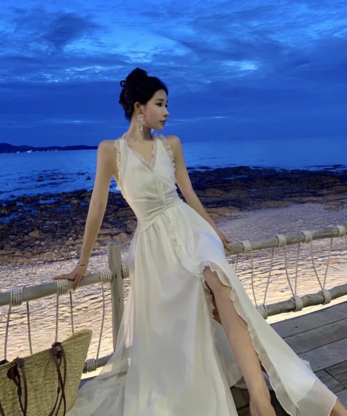 Elegant V-neck Design Beige Chiffon A-Line Beach Holiday Halter Dress TP3153