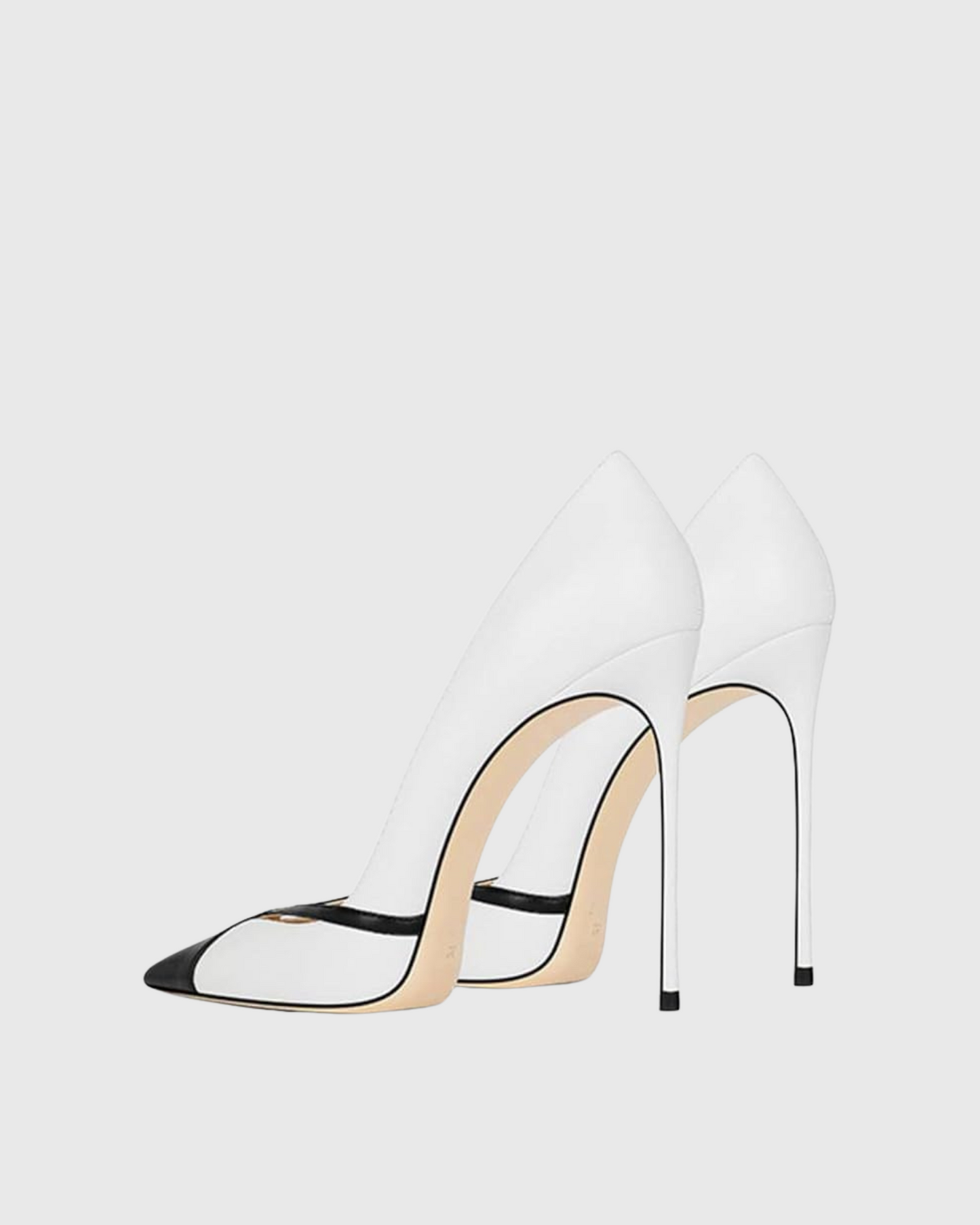 Reina  Black And White Splicing Pumps
