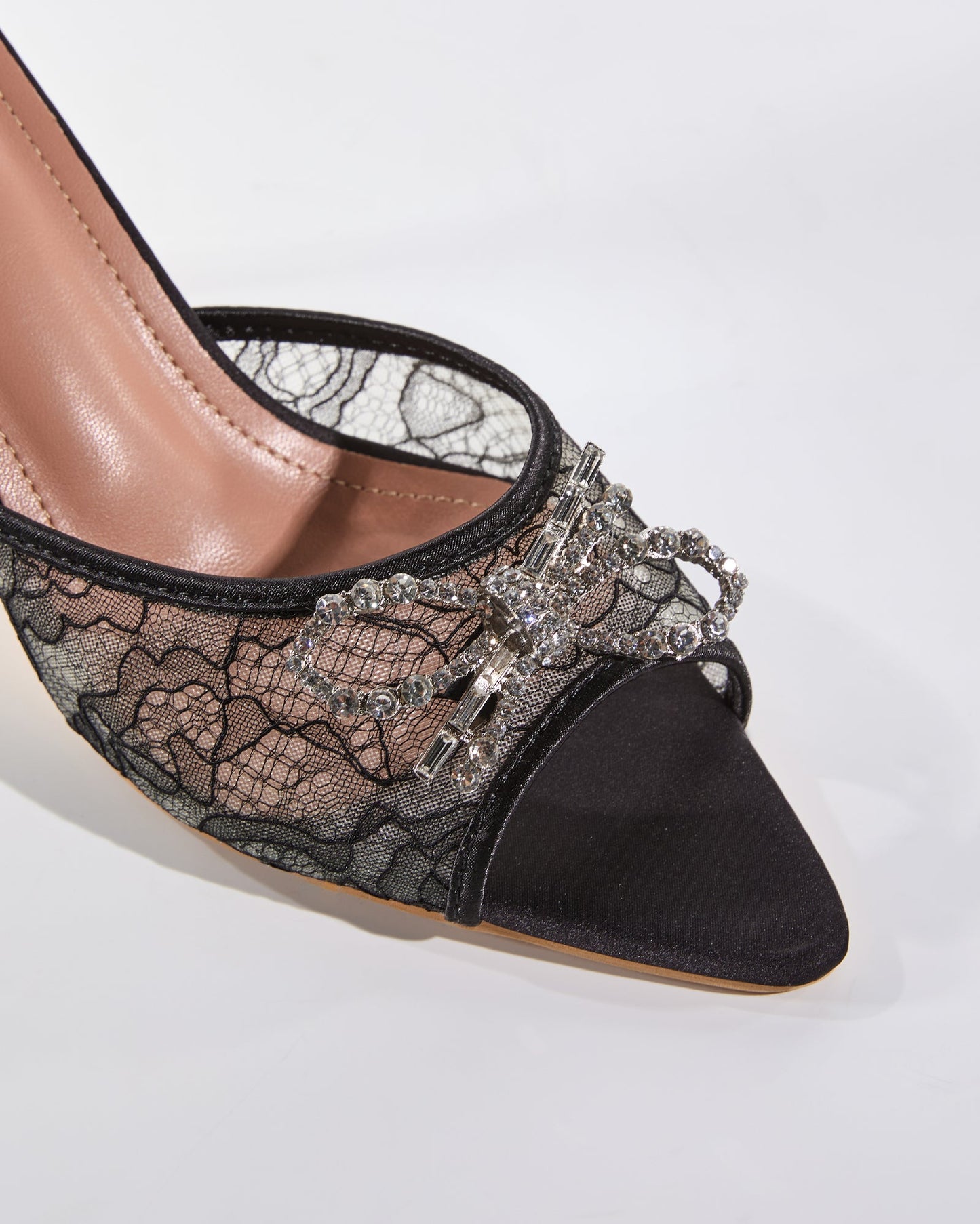 Rina Diamond Bow Lace Flared Heels In Black