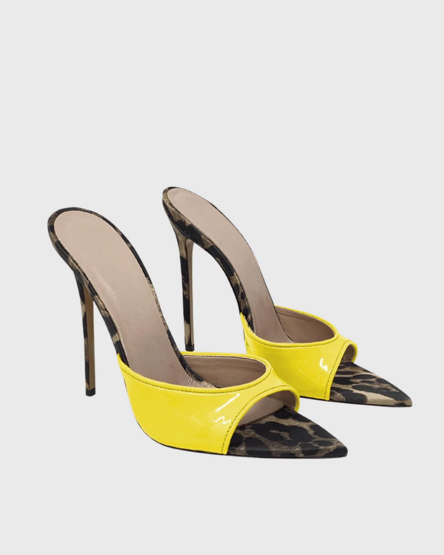 Rylee Leopard Print Splicing Slippers In Yellow