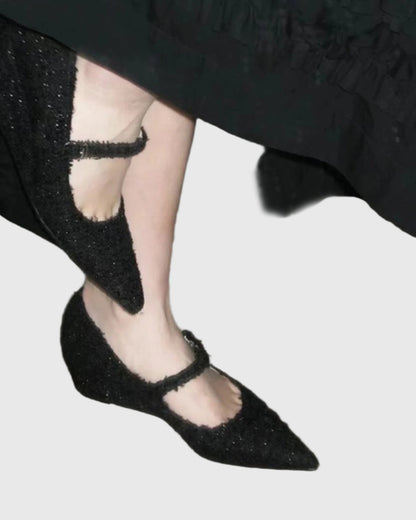 Safari Tweed Chic Wedge Pumps In Black
