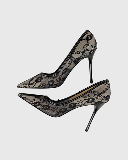 Saidi Lace Pumps In Black
