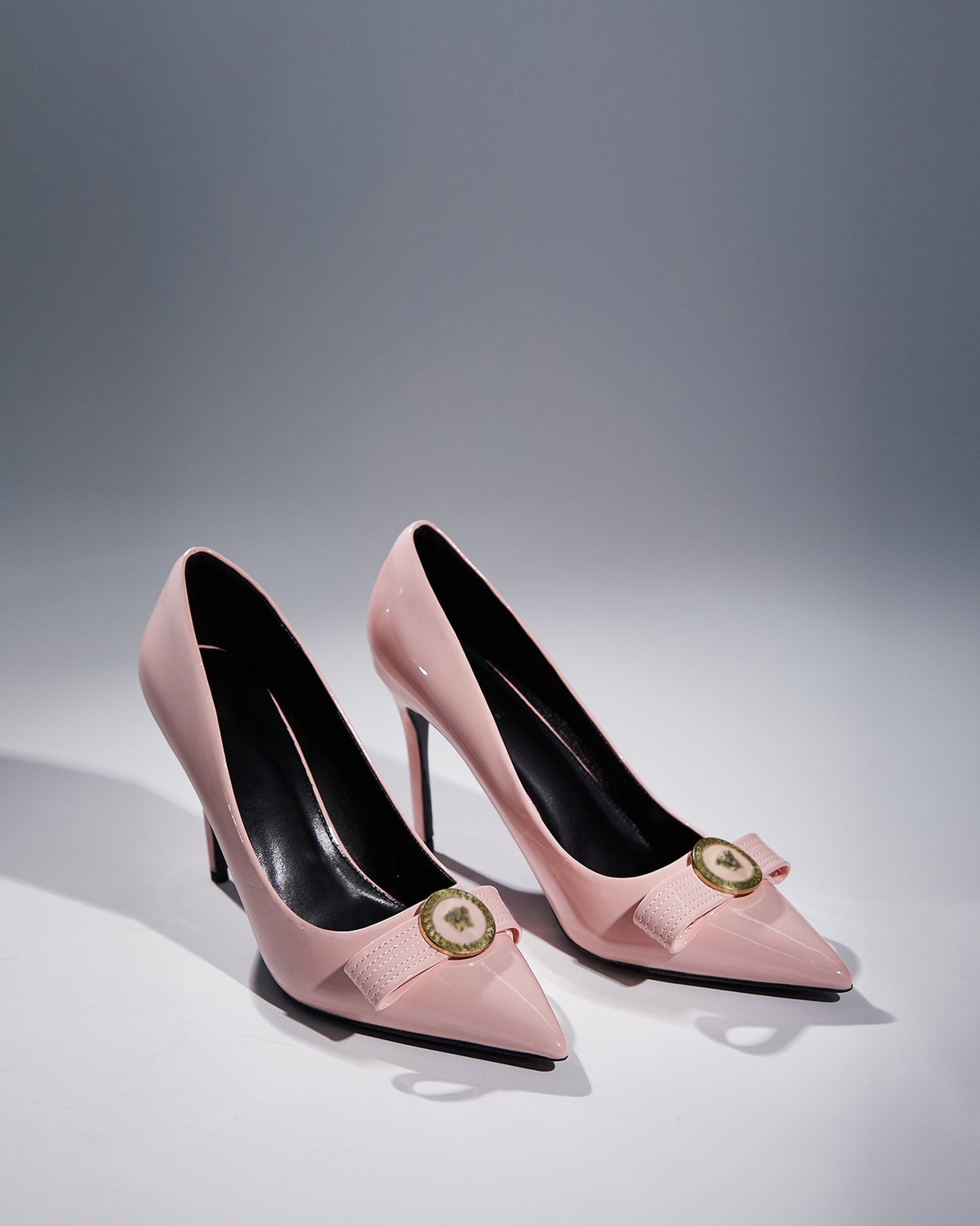 Miriana Buckle Bow Pumps In Pink