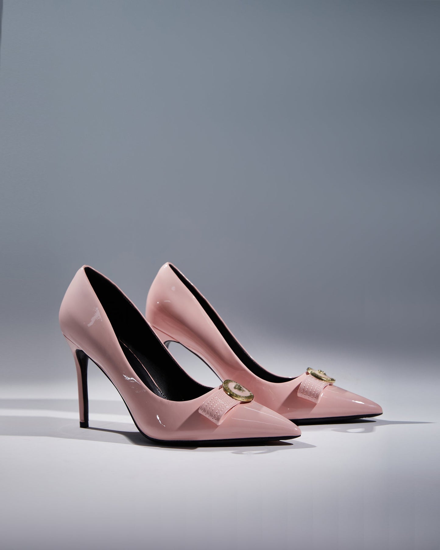 Miriana Buckle Bow Pumps In Pink