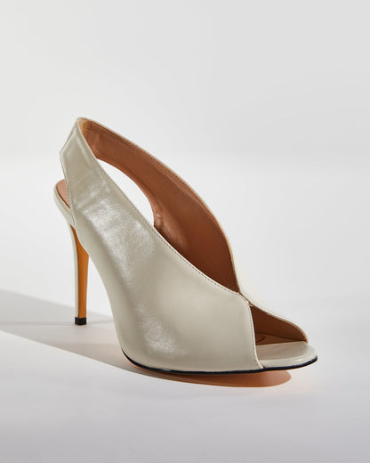 Seiko Fish Mouth Slingback Pumps In White