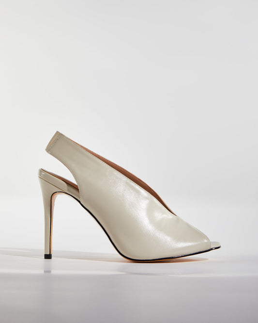 Seiko Fish Mouth Slingback Pumps In White