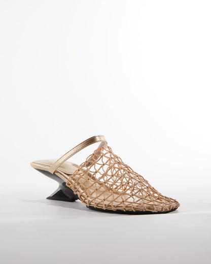 Serah Woven Fishnet Alien Heels In Gold