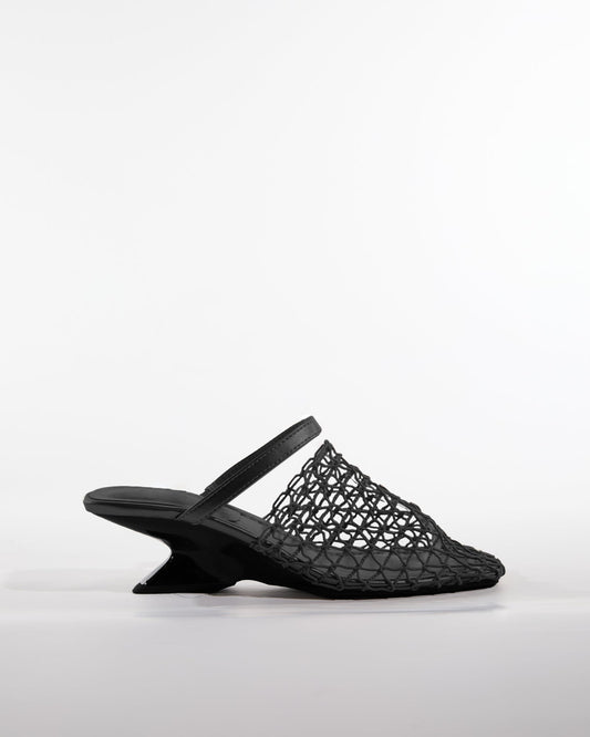 Serah Woven Fishnet Alien Heels In Black