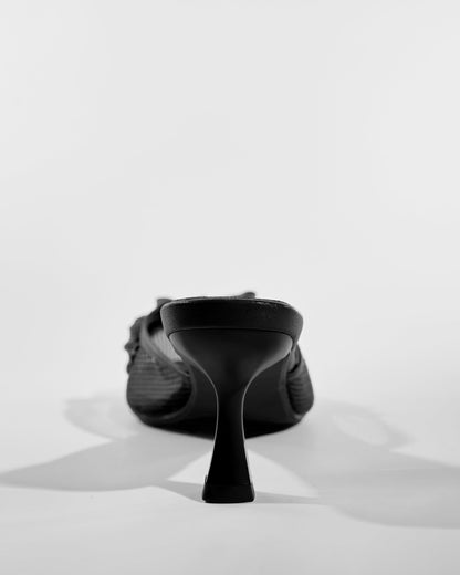 Shine Flower Mesh Slippers In Black