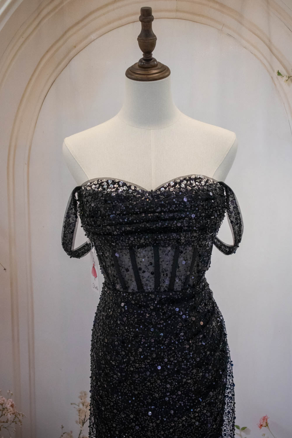 Sparkly Black Straps Short Tight Homecoming Dress with Sequin