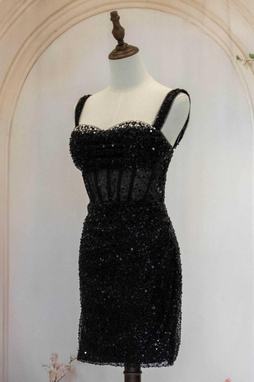 Sparkly Black Straps Short Tight Homecoming Dress with Sequin