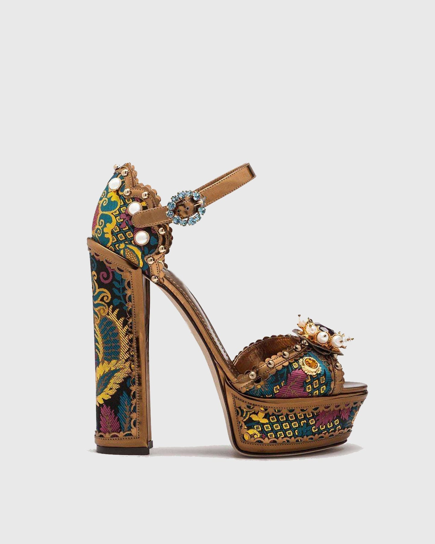 Valeria Pearl Vintage Embroidery Platform Sandals In Brown