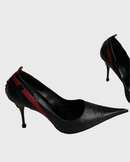 Variel Rivet Cross Pumps In Black Red