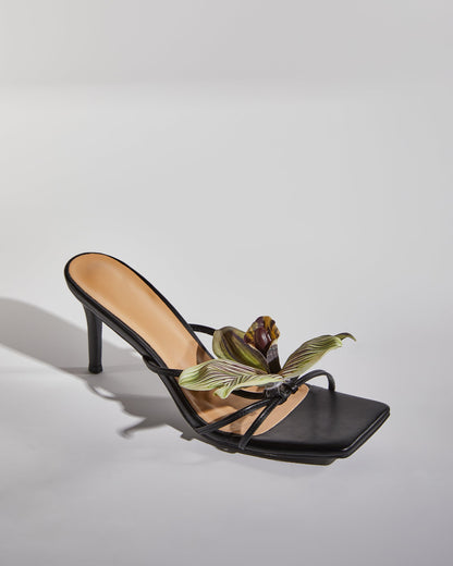Yamilet 3D Floral Strap Slippers In Black