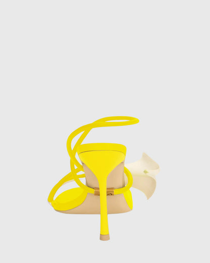 Yamilet 3D Flower Strap Sandals In Yellow
