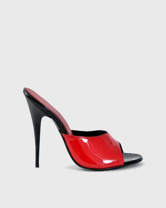 Yamka Red & Black Colorblock Slippers