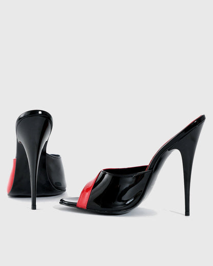 Yamka Red & Black Colorblock Slippers