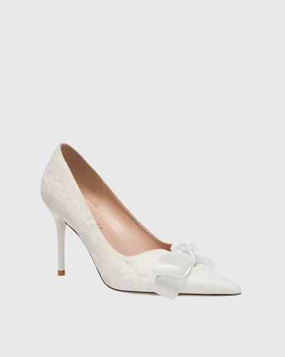 Yasira Bow Vintage Pumps In White