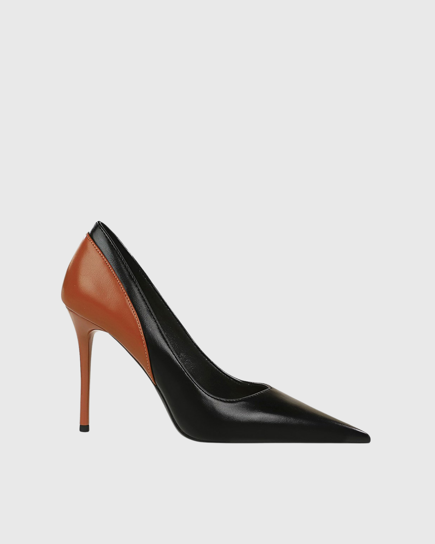 Zahrah Two Tone Splicing Pumps In Black