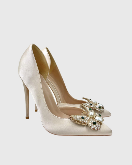 Zareen Butterfly Side Cut  Pumps In Champagne