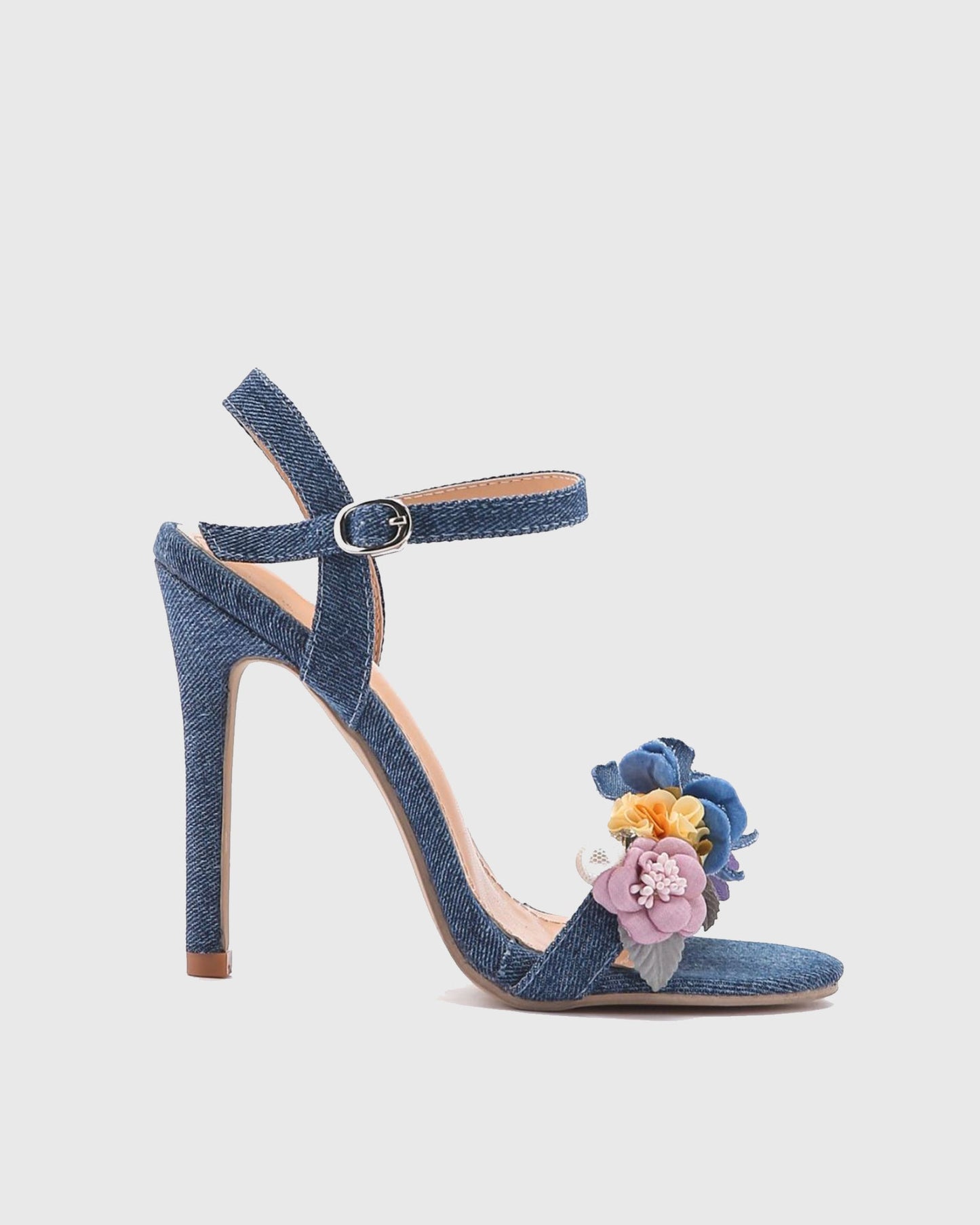 Zaryn Pearl Flowers Denim Sandals In Blue