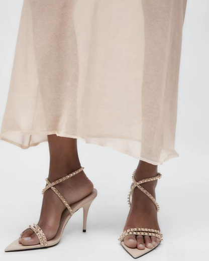 Zoie Rivet Cross Strap Sandals In Natural