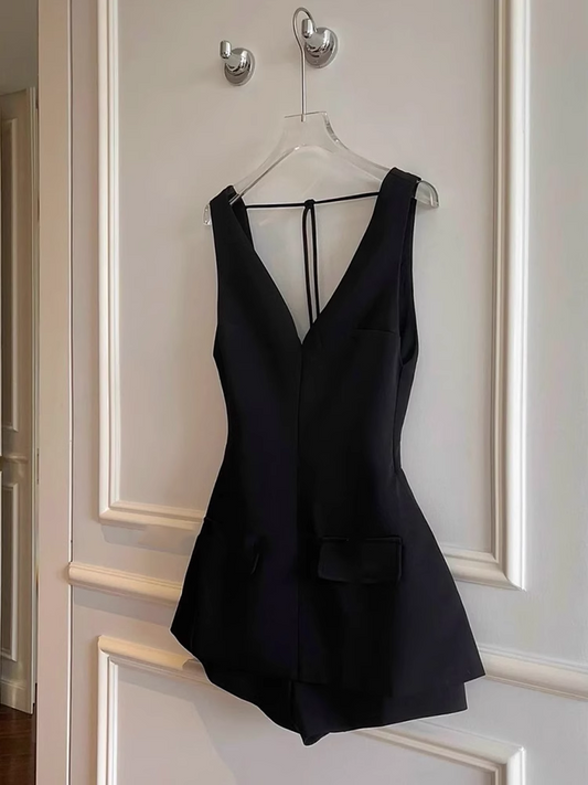 Elegant Black V-neck Design A-line Satin Lace-up Party Dress Homecoming Dress TP3832