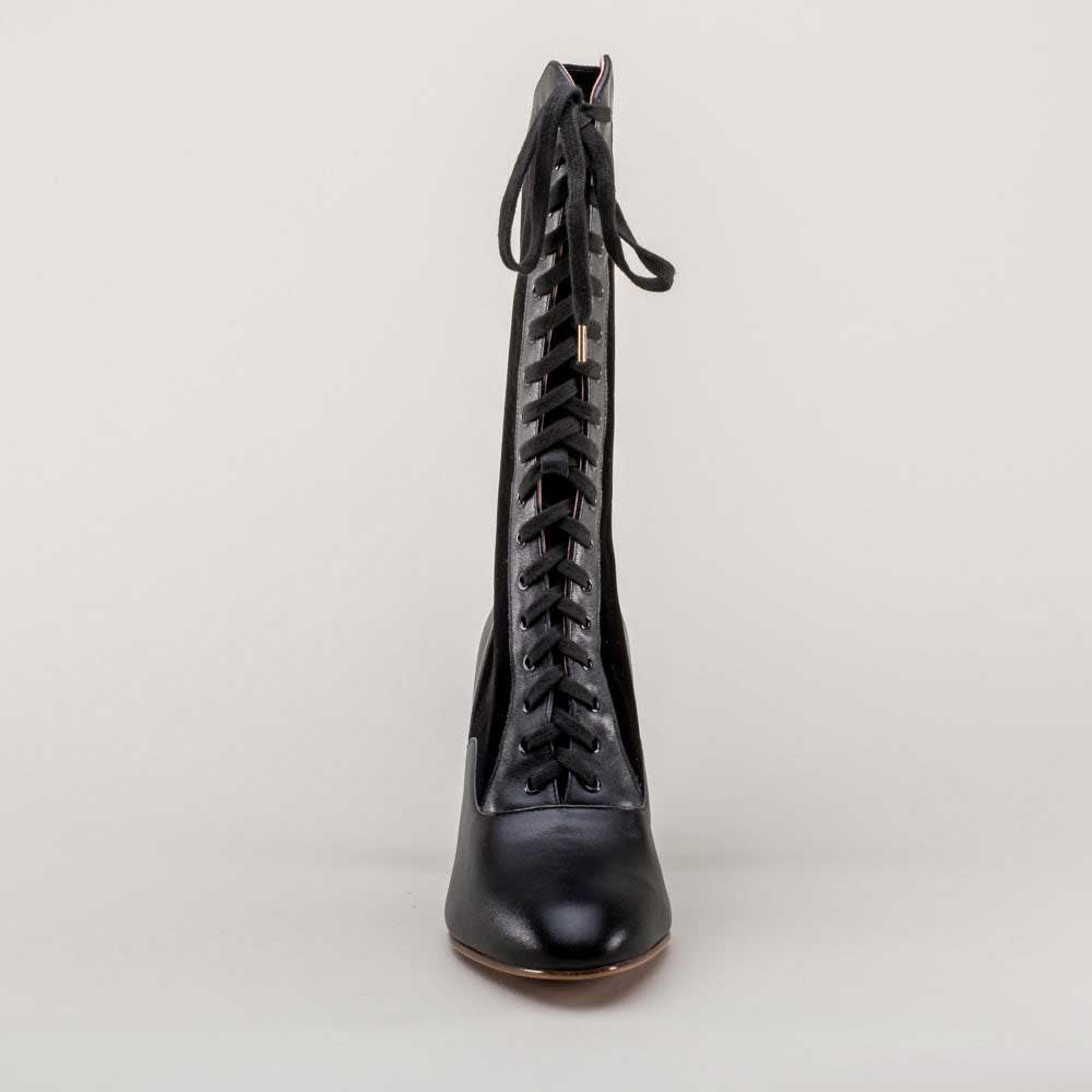 Vintage Black Closed-Toe Spool Heel Lace-Up Mid Calf Boots for Women