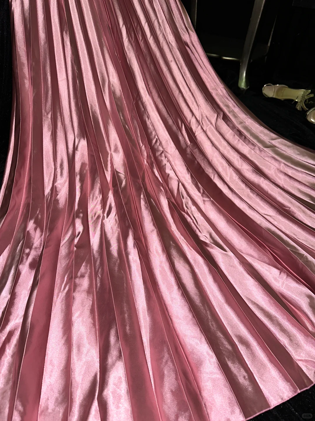 Glamorous Rose Pink Satin Pleated Halter Neck Beaded Embroidered Bodice Evening Gown TP5359