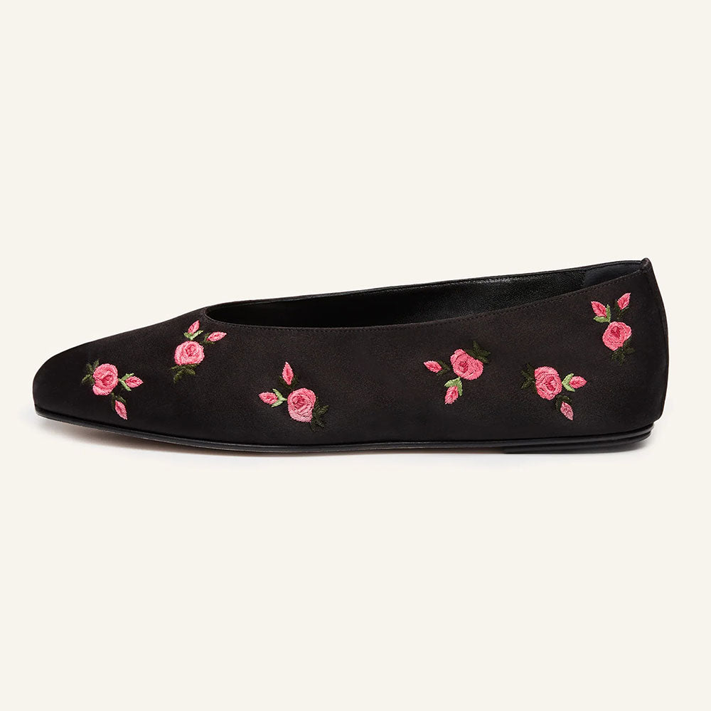Chic Satin Round Toe Floral Embroidery Ballet Flats in Black